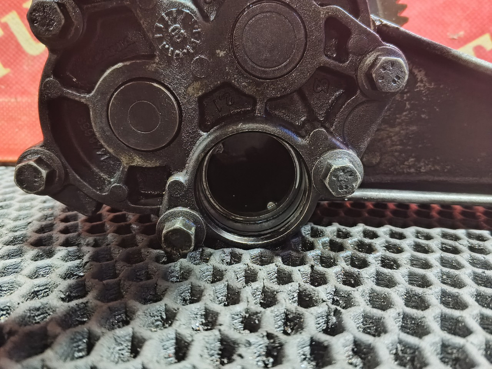 Насос масляный