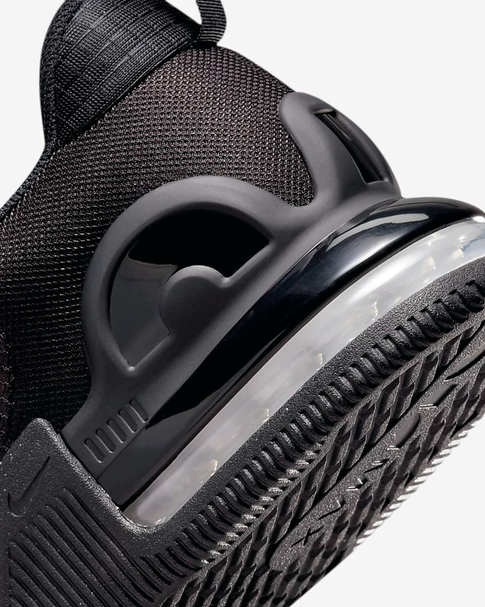 Кроссовки мужские NIKE M NIKE AIR MAX ALPHA TRAINER 5