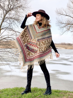 Пончо женское шерстяное с орнаментом