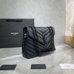 Saint Laurent Loulou 32 cm