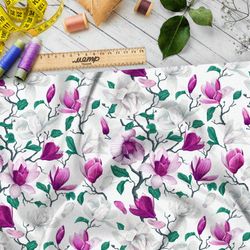 Ткань кулирная гладь яркие цветы на искривлённых веточках