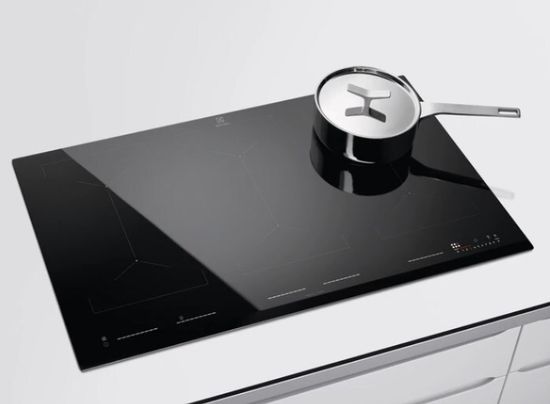 Индукционная варочная панель Electrolux EIV 9467