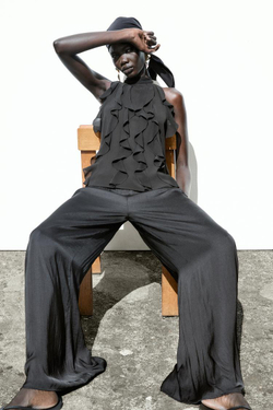 ZARA ТОП С ГОРЛОВИНОЙ ХАЛТЕР И ВОЛАНАМИ, ЧЕРНЫЙ