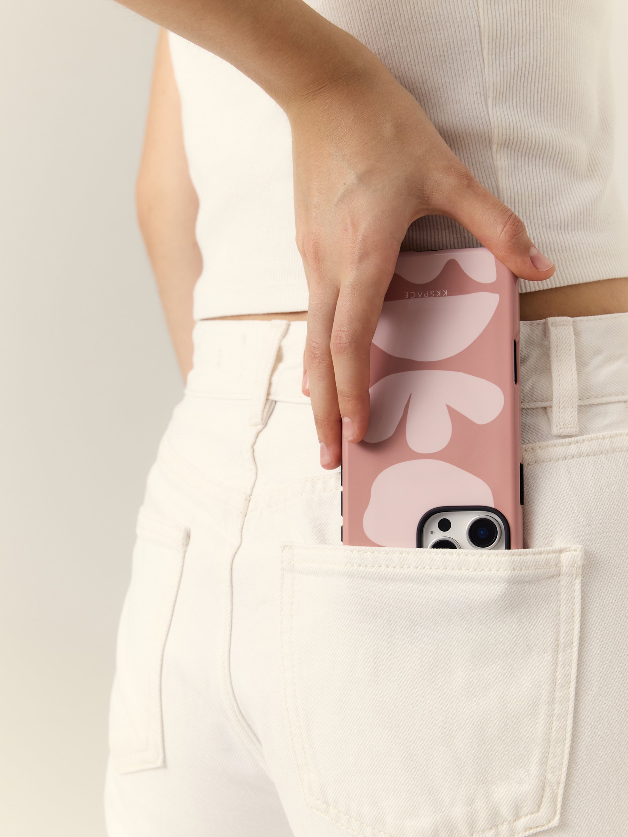 Чехол BALANCE (оранжевый) для iPhone