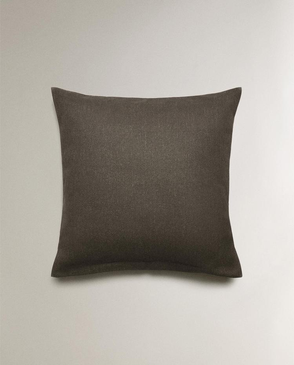 ZARA HOME ОДНОТОННАЯ НАВОЛОЧКА, ХАКИ