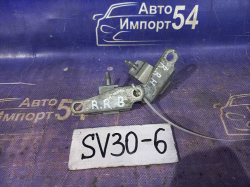 Петля двери задней правой TOYOTA CAMRY 1992