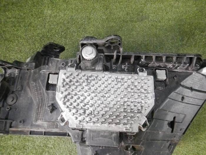 Фара правая Genesis G80 2 (2020-2024) LED