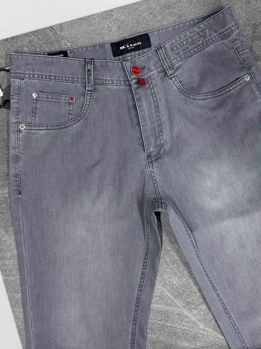 Джинсы Kiton