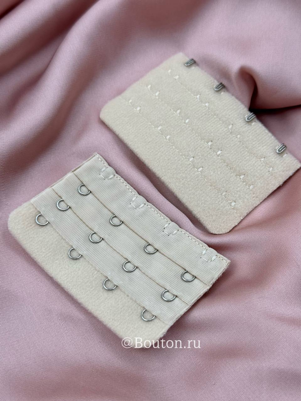 Расширитель для бюстгальтера бежевый  4 ряда 12 петель 4 крючка  5х7,5 см