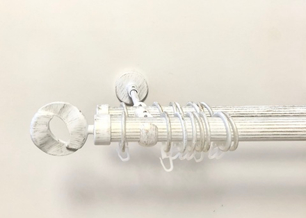 Карниз кованый рифленый для штор Ост Мебиус d 25/16 двухрядный, цвет белое золото