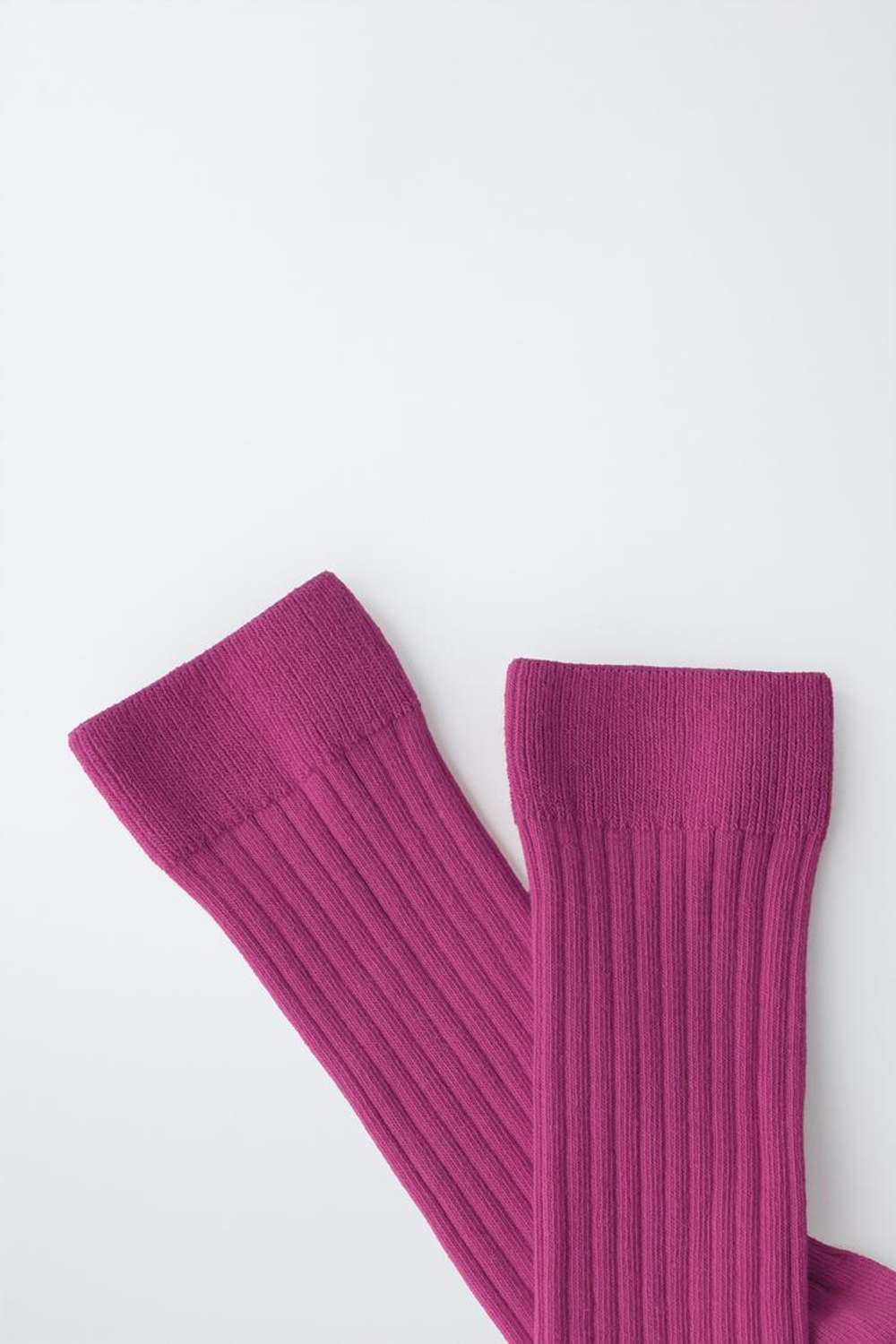 ZARA ДЛИННЫЕ НОСКИ В РУБЧИК, ТЕМНАЯ ФУКСИЯ