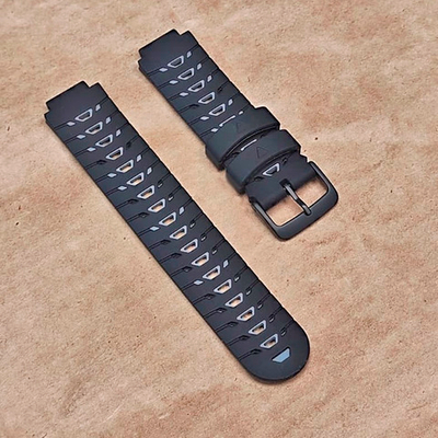 Ремешок для Garmin Forerunner 735XT/220/230/235/620/630 силиконовый двухцветный (Черный/Серый)