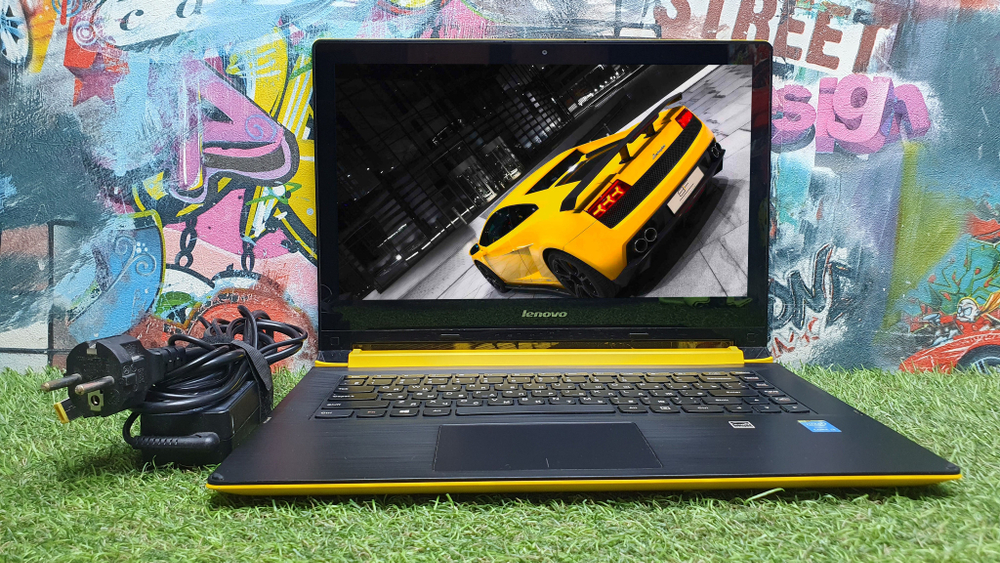 Ноутбук-трансформер Lenovo i3/4Gb