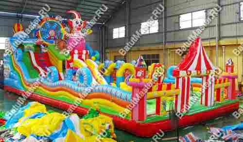 Коммерческий надувной батут "Парк развлечений" 18*8*8 м