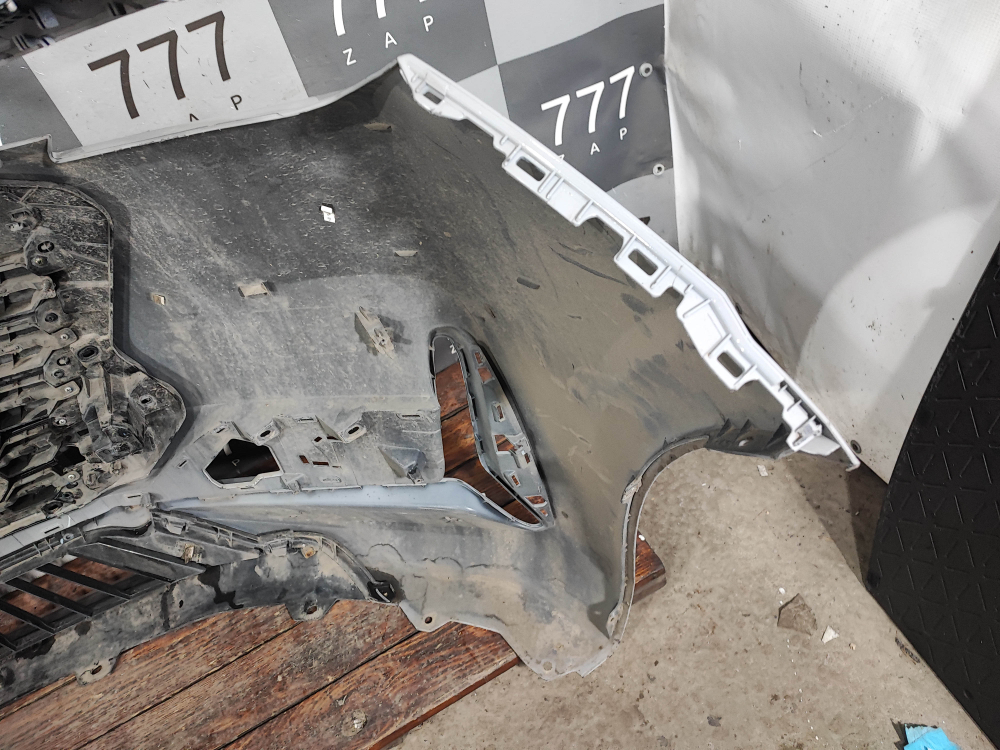 Бампер передний Changan UNI-K 20-нв Б/У Оригинал CD569F2713011400AA