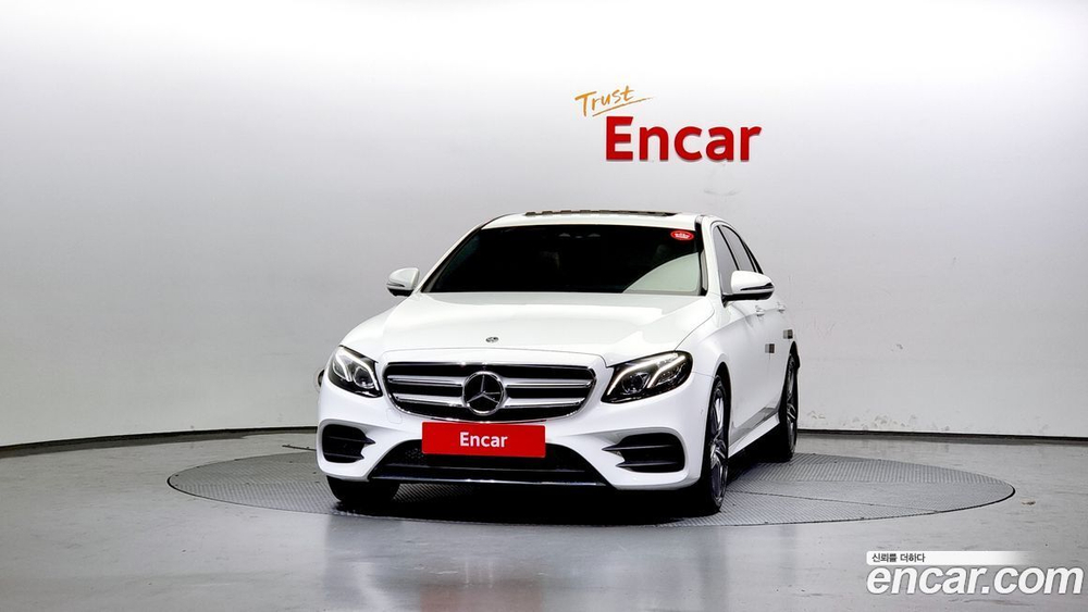 Mercedes-Benz E-Class W213 E300 4MATIC AMG Line (06.2020)