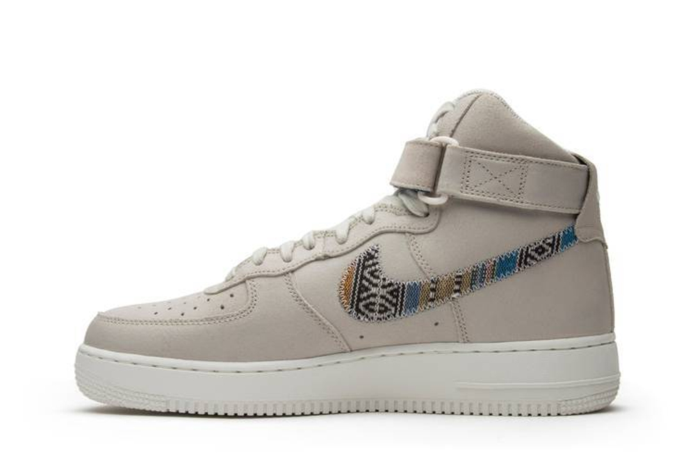 Кроссовки Nike Air Force 1 07 Lv8