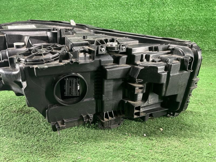 Фара левая BMW 7er G11 G12 (2019-2022) Laser Light
