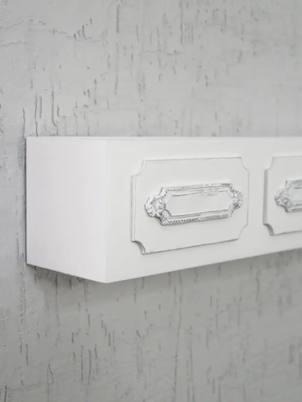 Полка настенная навесная