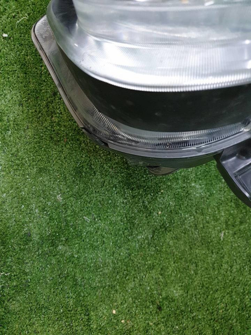 Битая Фара правая Nissan Juke 1 YF15 (2014-2019) галоген