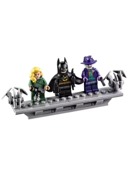 Конструктор 1989 Batmobile Бэтмобиль 3306 деталей