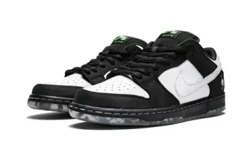 Кроссовки Nike SB Dunk Low Pro "Panda Pigeon"