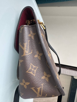 Сумка Louis Vuitton Passy