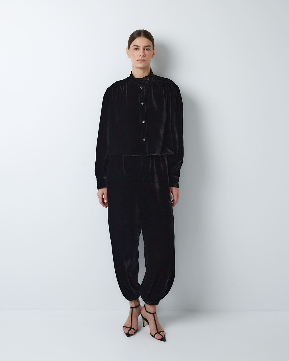 Комплект: блуза и брюки из шелкового бархата черный