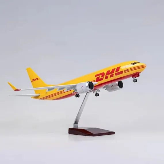 47cm B737 DHL