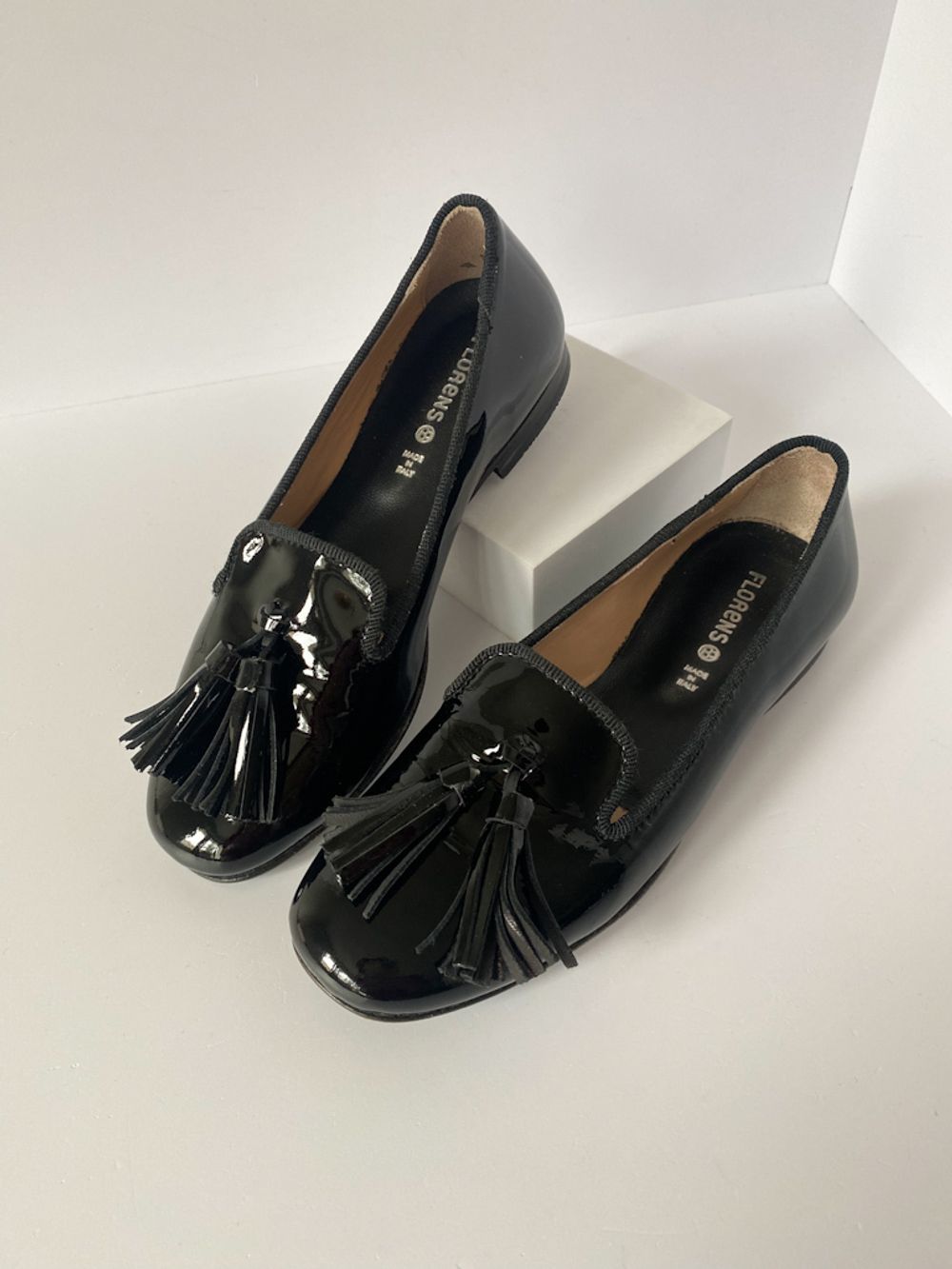 Лаковые лоферы Florens, 29