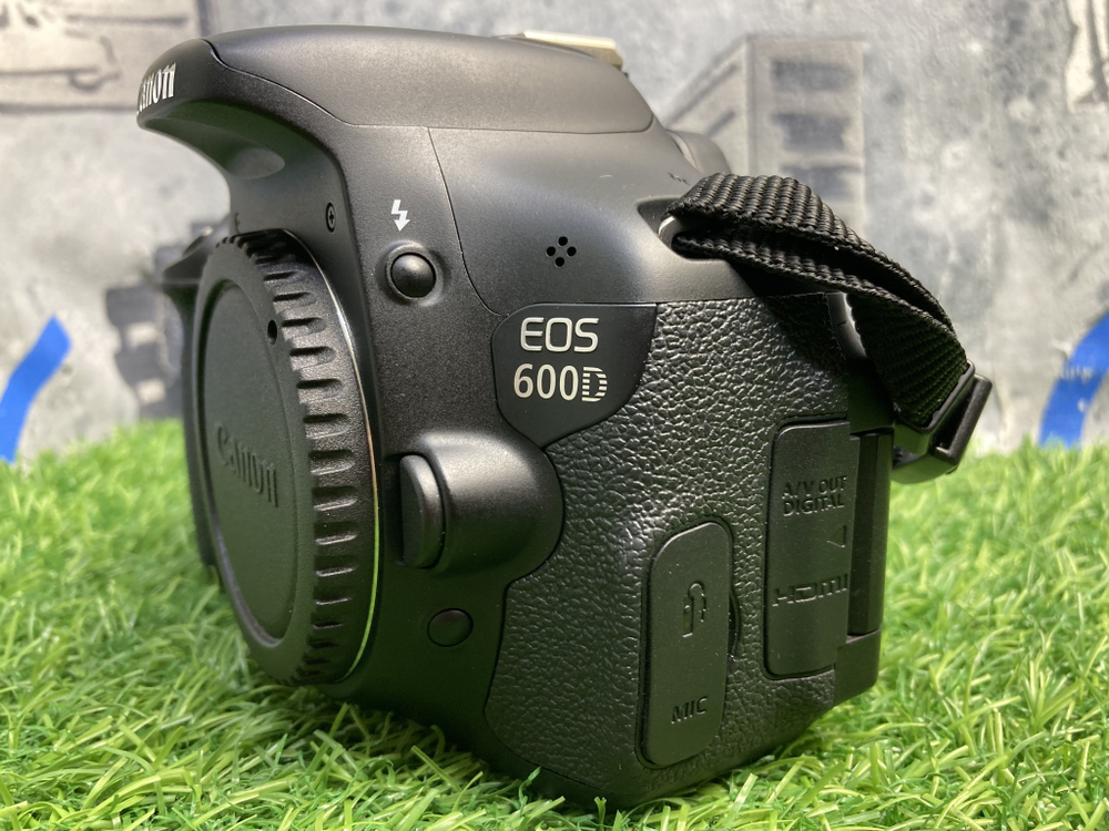 Canon EOS 600D kit 18-55mm Покупка/Продажа