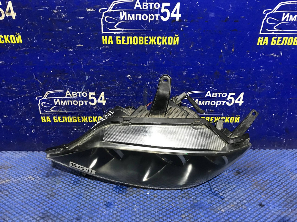 Фара передняя левая MAZDA DEMIO 2002-2005