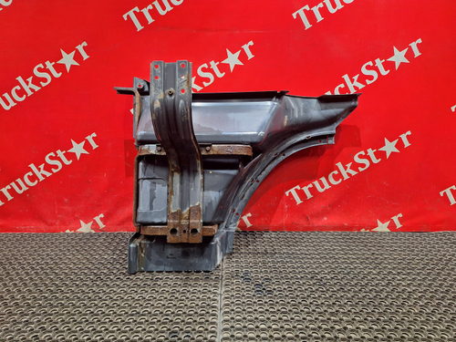 Корпус подножек правый