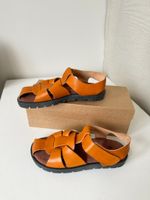 Новые кожаные босоножки PePe , 34