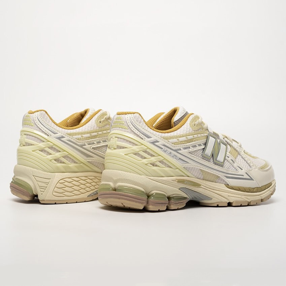 кроссовки New Balance 1906U Cream