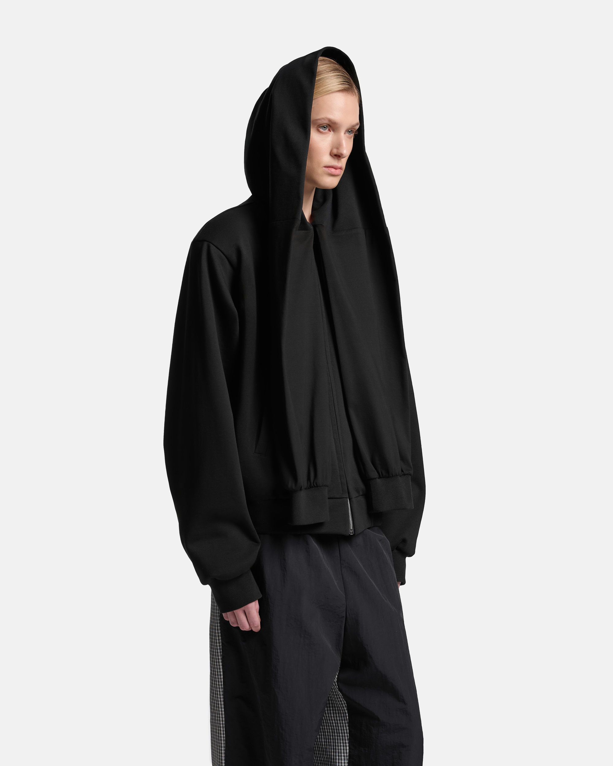 БОМБЕР С ШАРФОМ ИЗ ФУТЕРА