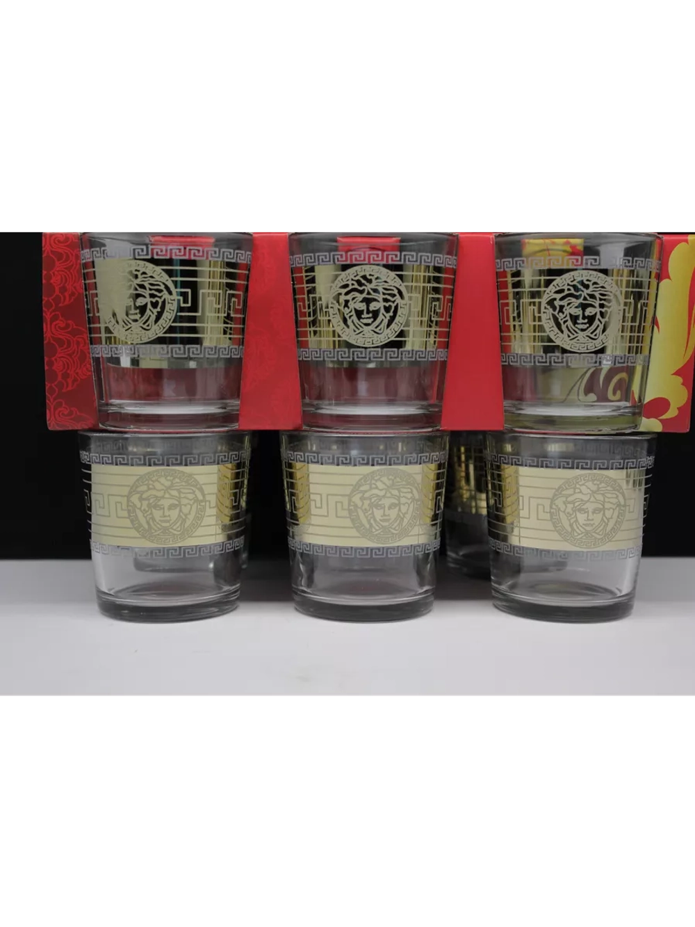 Стакан для напитков сока и воды