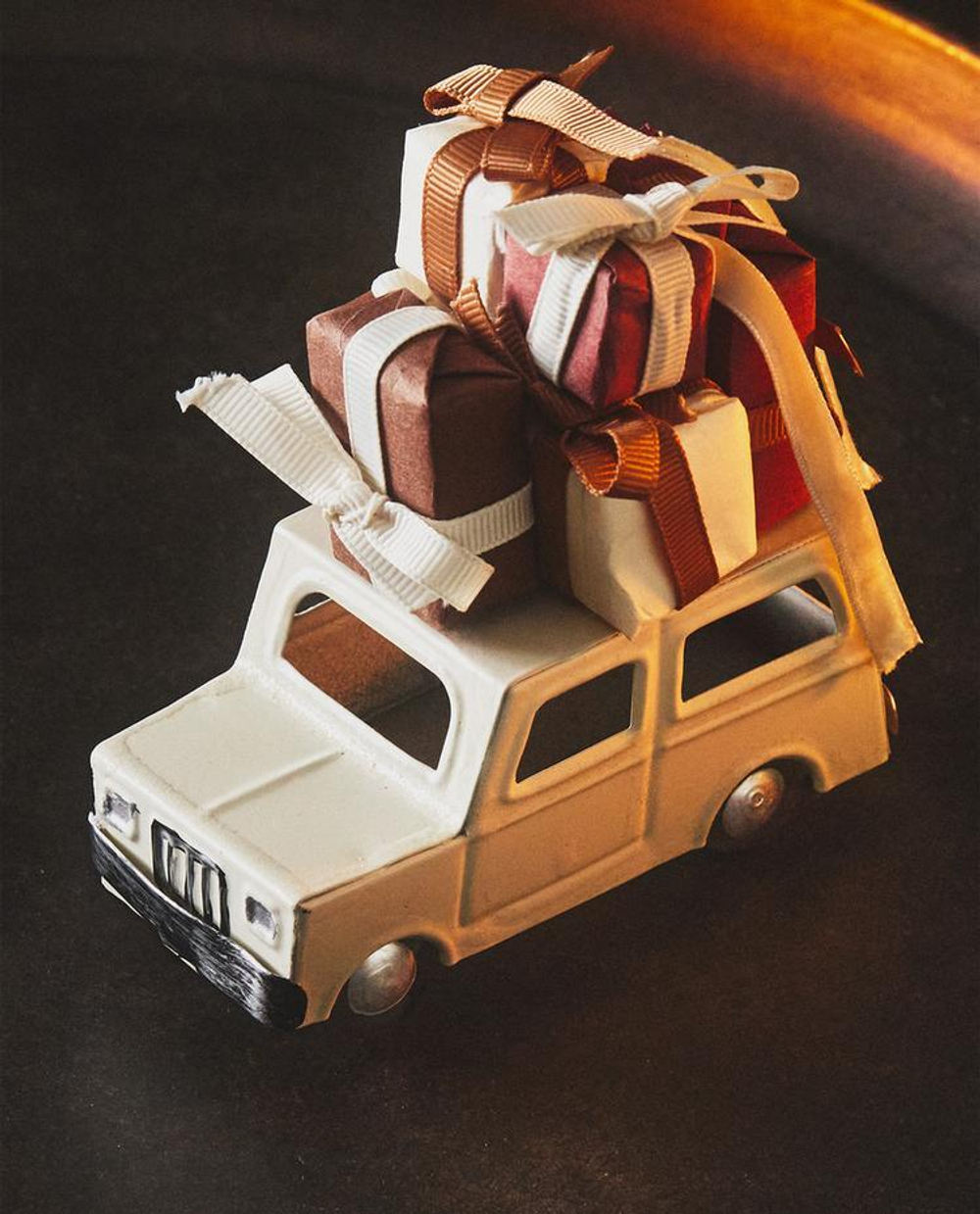 ZARA HOME УКРАШЕНИЯ ДЛЯ РОЖДЕСТВЕНСКОЙ ЁЛКИ В ФОРМЕ МАШИНКИ, БЕЛЫЙ