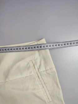 Шорты Kira Plastinina светлые 46 размер