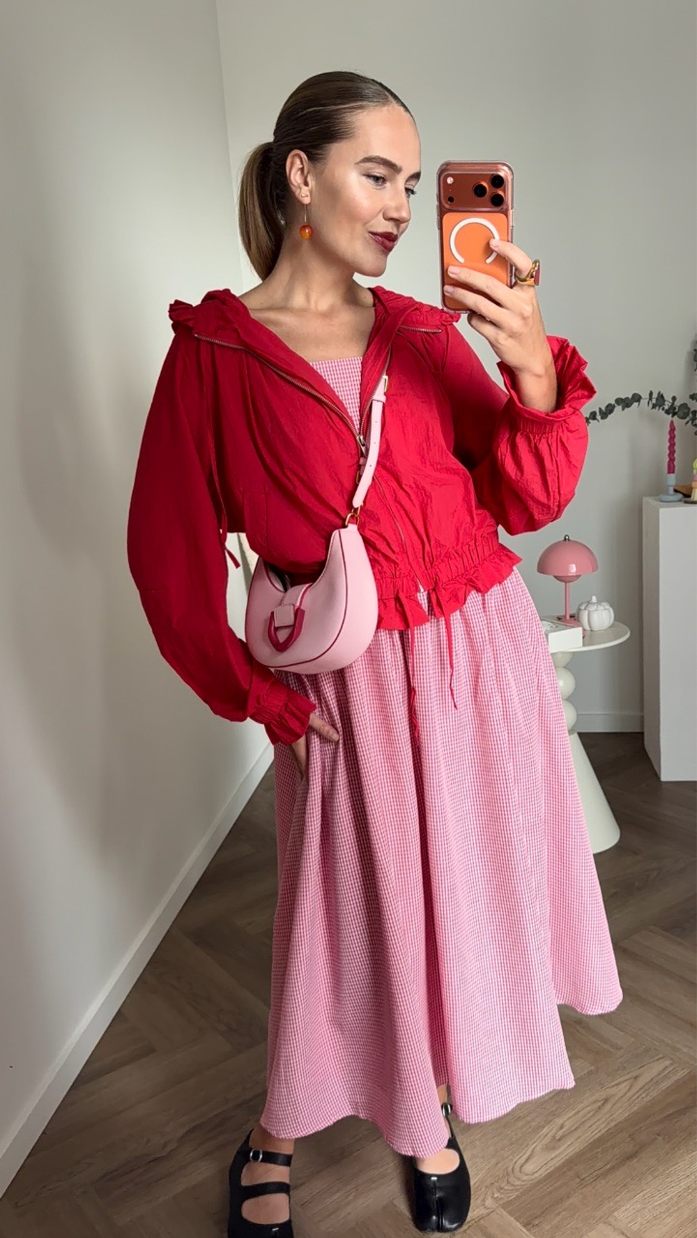 Ветровка Red красный