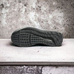 Nike Air Zoom Pegasus 39 • Black