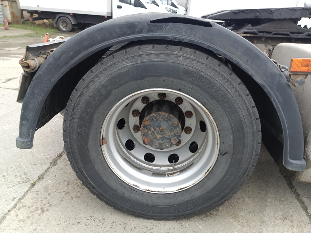 КамАЗ 5490 4x2 Седельный тягач 5490-022-87(S5) (Дизельный, 11,9 л, 401 л.с., МТ)