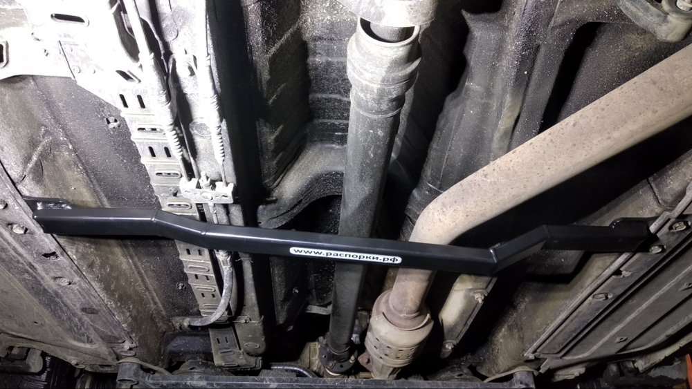 Усилитель средний нижний Kia Sorento 2 (XM) и Hyundai Santa Fe 3 (DM) (ПОД ЗАКАЗ)