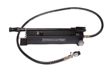 Насос гидравлический ручной (20-700bar,емкость масла-2.5л, длина-710мм,ширина-150мм,высота-210мм) FORCEKRAFT FK-B700E