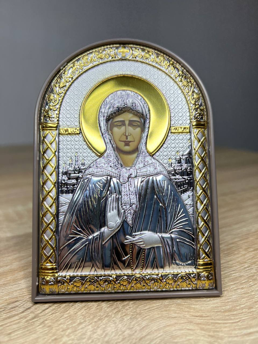 Матрона, икона серебряная, пластик коричневый 80х115