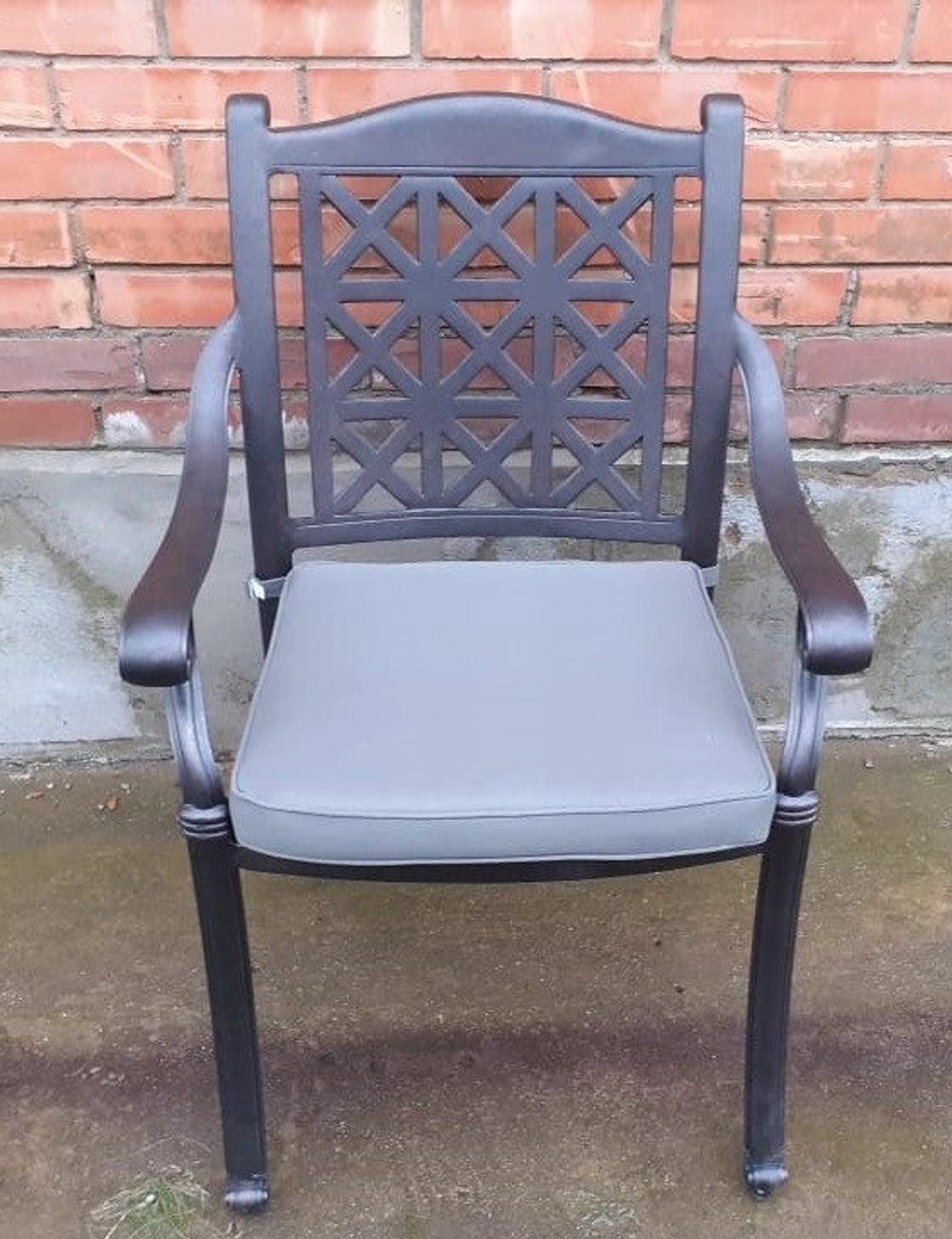 Кресло Richard из литого алюминия