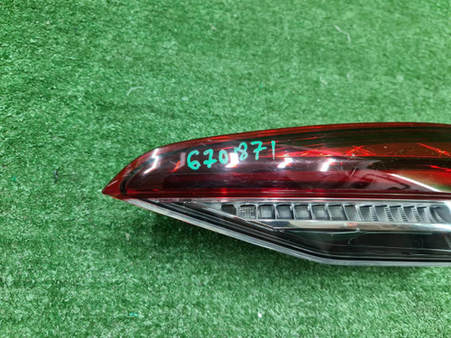 Фонарь правый внутренний Skoda Octavia A8 (19-нв)