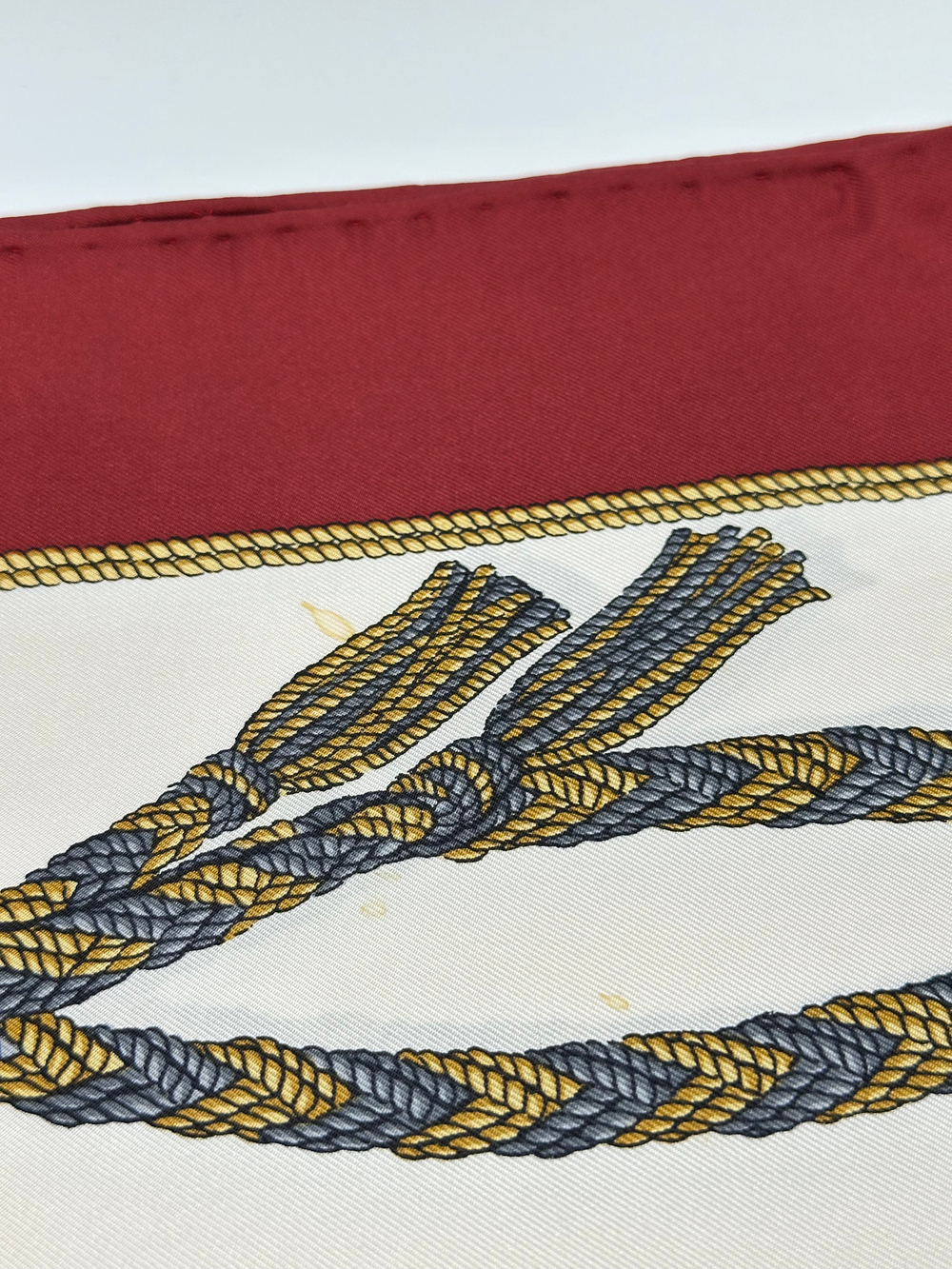 Платок Langchamp (только онлайн)