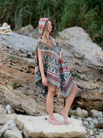 Пончо женское шерстяное с орнаментом