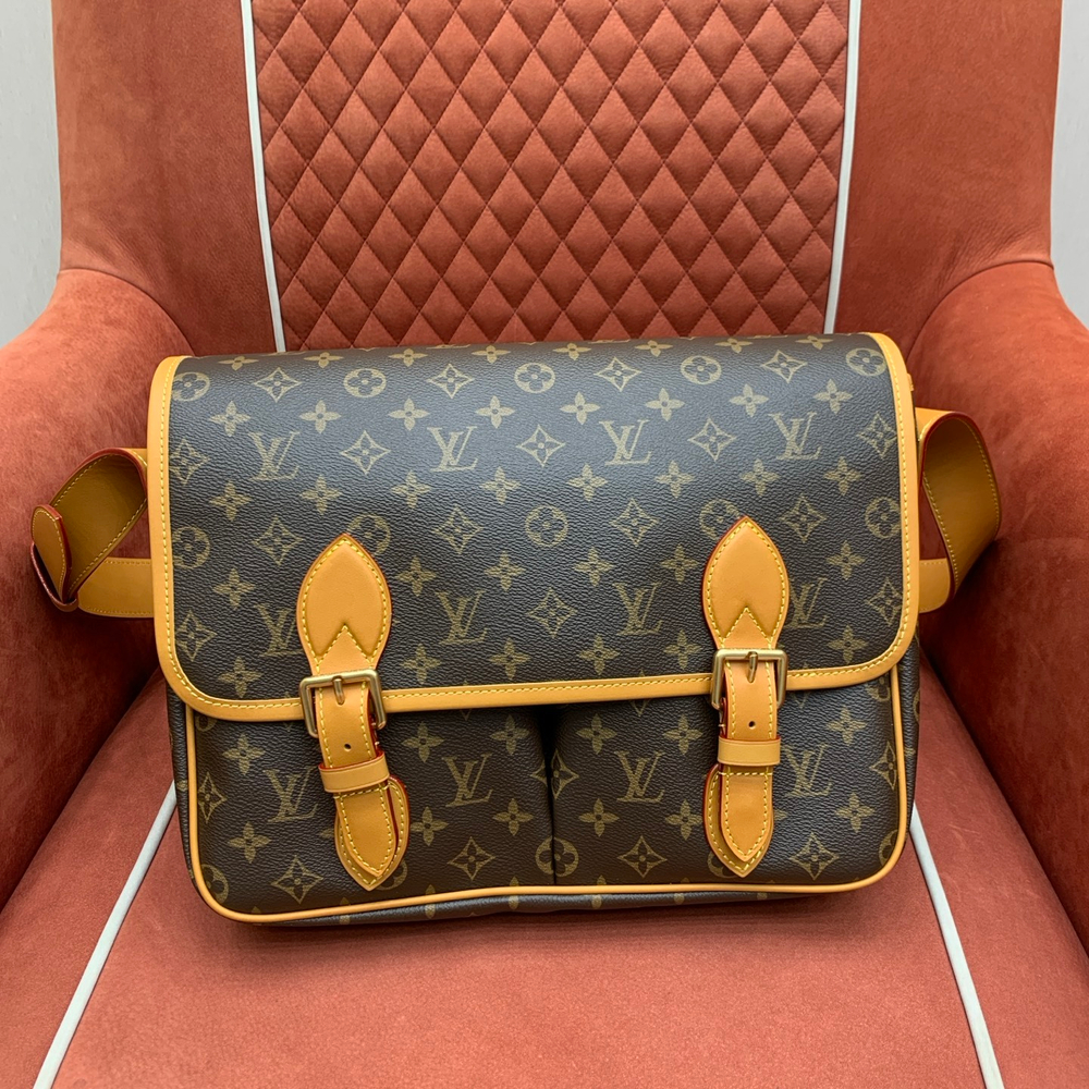 Louis Vuitton Satchel Messenger